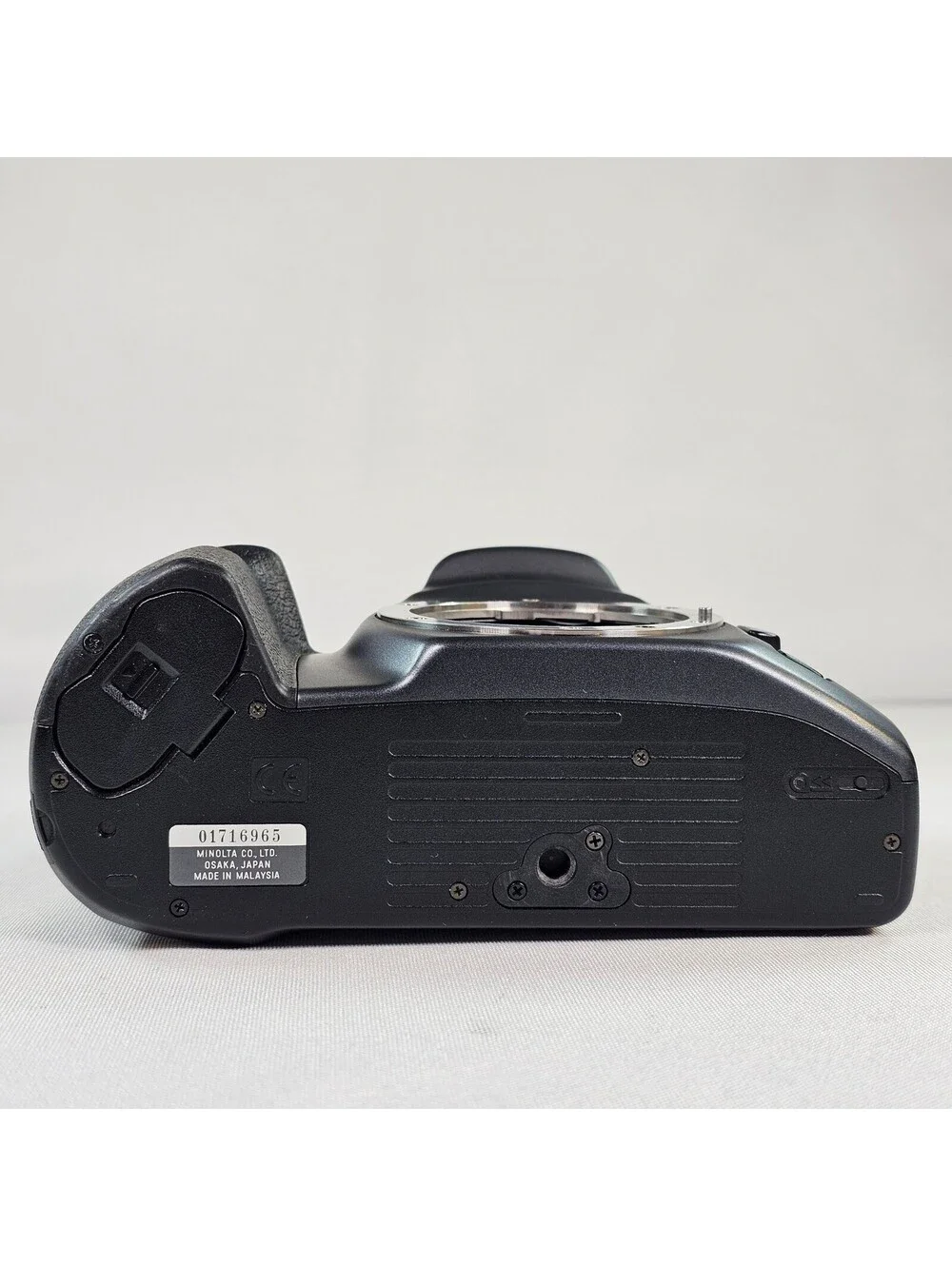 Minolta Dynax 500si Super 35mm SLR Film Camera Body Black Pristine Tested